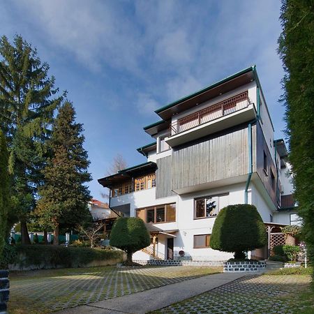 Panoramic Castle Suite With Free Private Parking Братислава Экстерьер фото