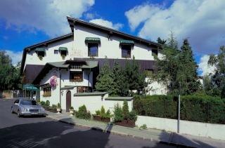 Panoramic Castle Suite With Free Private Parking Братислава Экстерьер фото