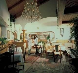 Panoramic Castle Suite With Free Private Parking Братислава Экстерьер фото