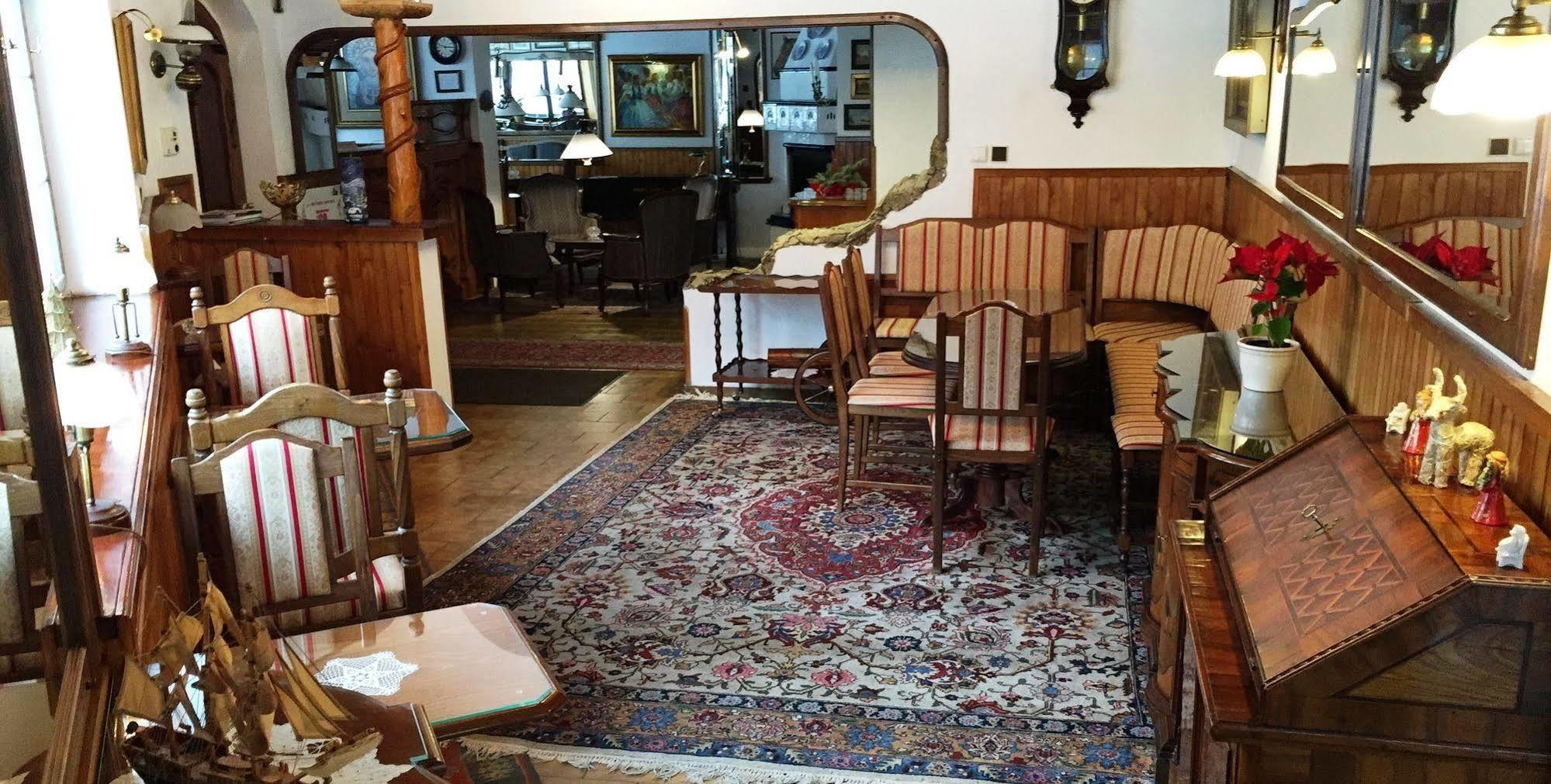 Panoramic Castle Suite With Free Private Parking Братислава Экстерьер фото
